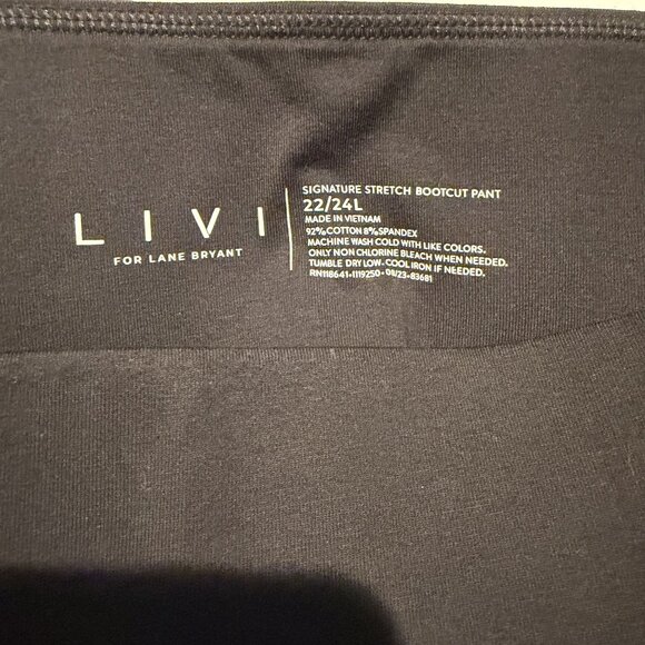 NWT Livi By Lane Bryant Women's Signature Stretch Bootcut Pants Size 22/24 Black - Picture 7 of 10